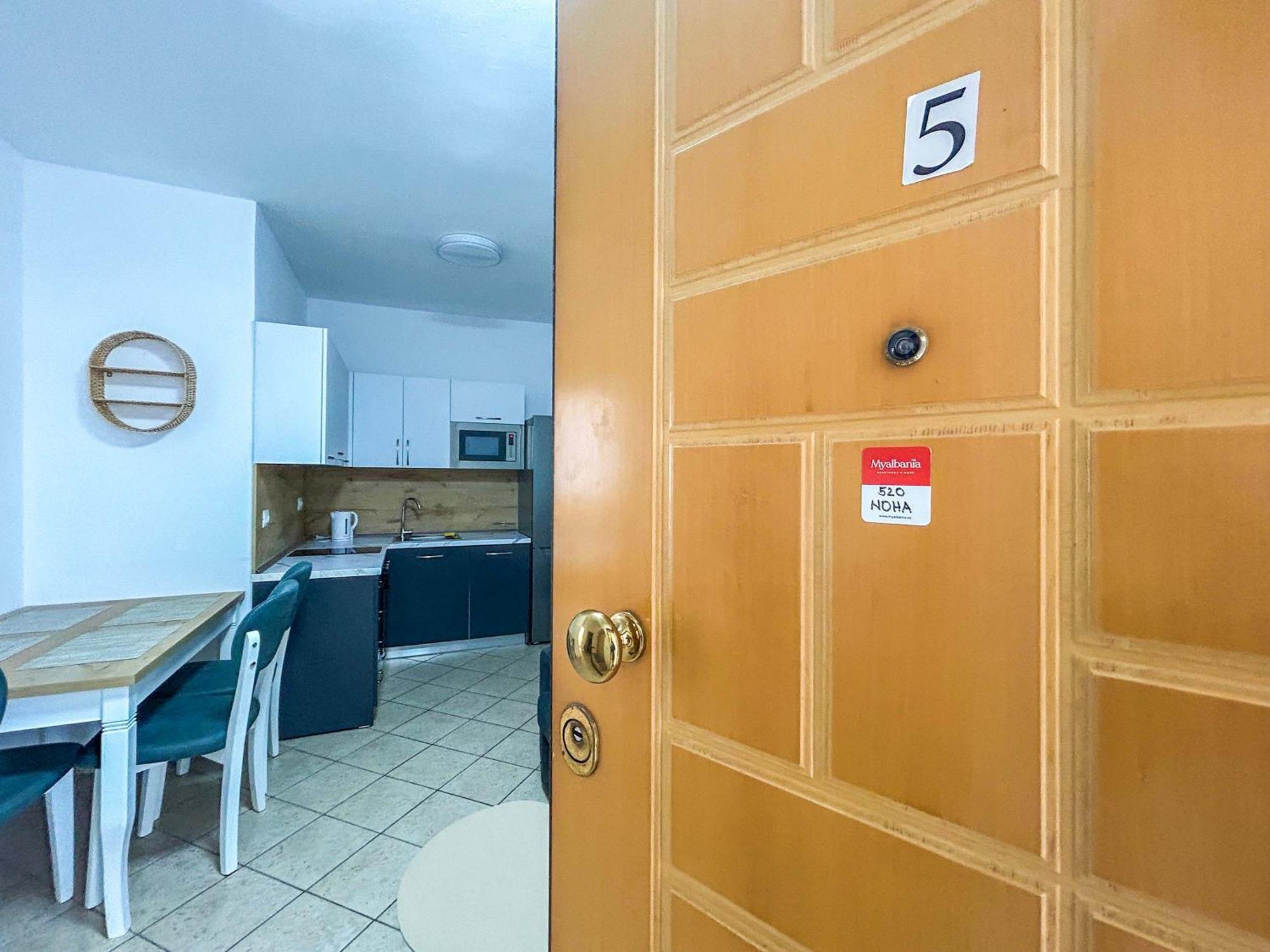 Appartement Royal 520 à Durrës Extérieur photo